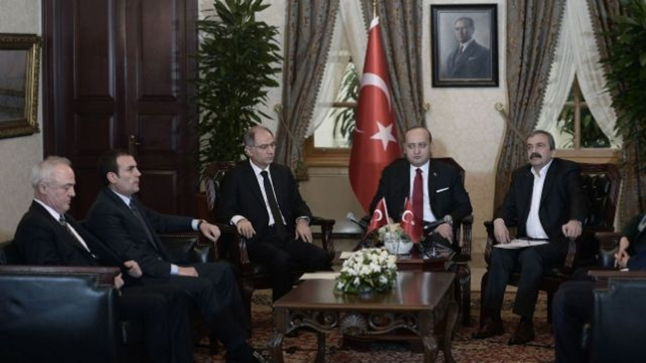 Nihal Bengisu Karaca 1343029 Uludag Sozluk Galeri