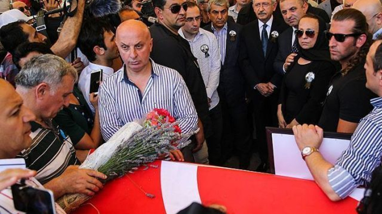 Yaşar Nuri Öztürk son yolculuğuna uğurlanıyor&hellip;