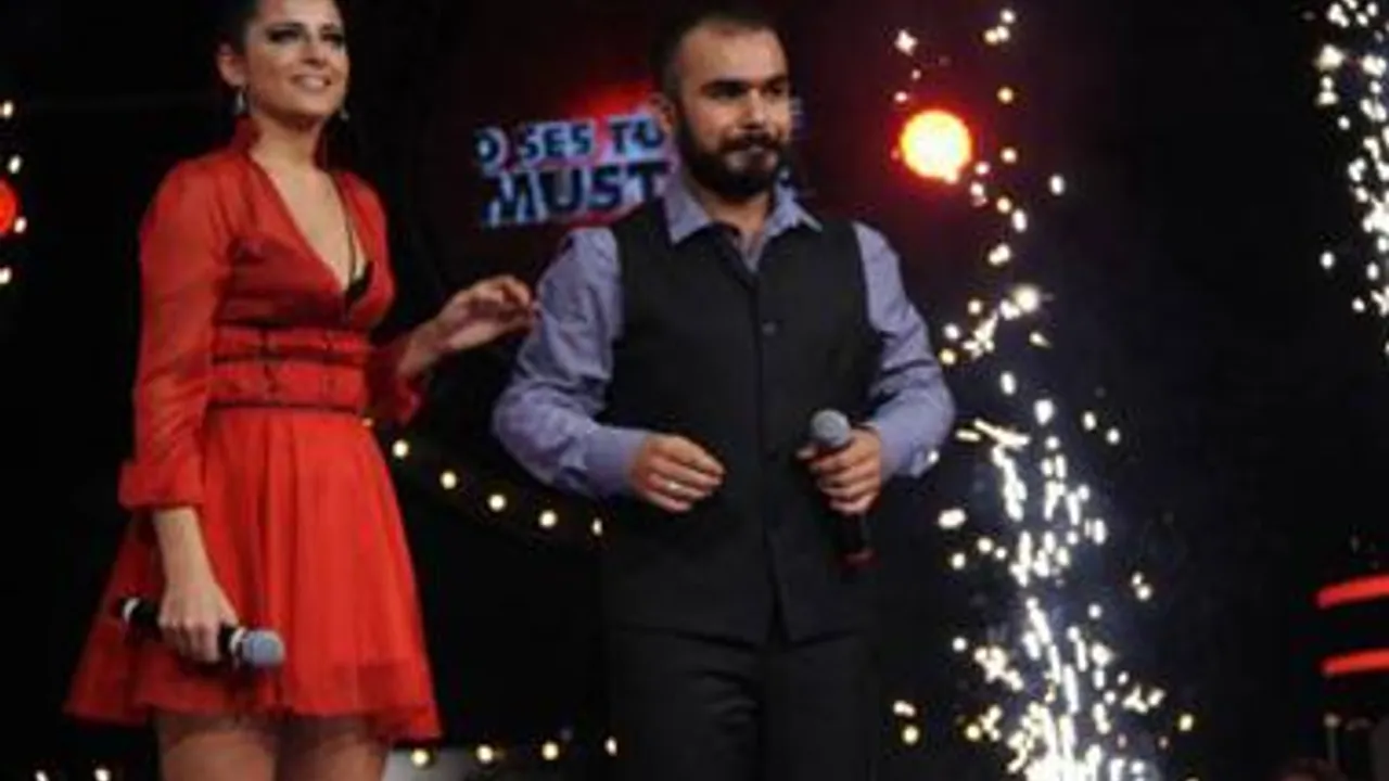 o ses turkiye finalinde ayda hayranlari