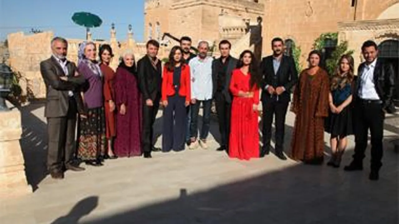 Adini Kalbime Yazdim In Basin Toplantisi Midyat Ta Yapildi Oyuncular Yeni Dizi Hakkinda Ne Dedi