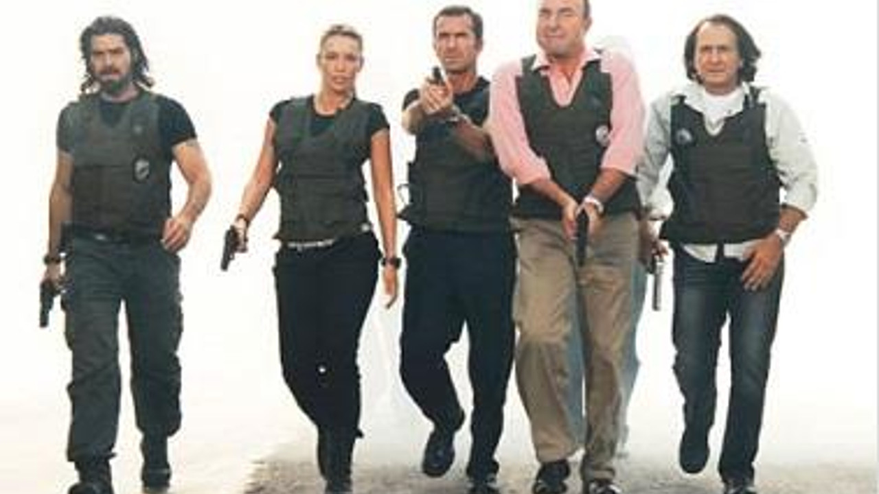 'Arka Sokaklar'a yeni sezonda sürpriz oyuncular!