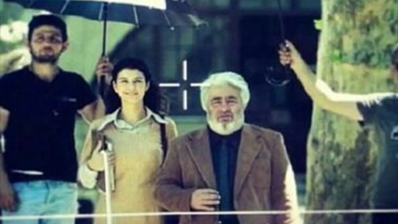 Iste Beren Saat Ve Ugur Yucel In Basrolunu Paylastigi Filmin Fragmani