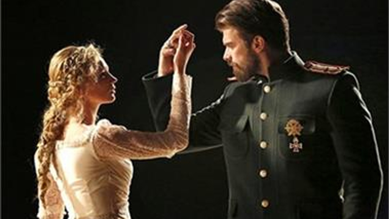 kurt seyit ve sura nin iki oyuncusu