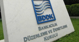 Ünlü ekonomist Atilla Yeşilada'dan korkutan açıklama: BDDK kıyamet gününü erteliyor