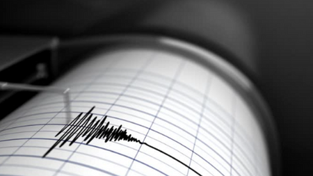 Ege Denizi’nde peş peşe korkutan deprem