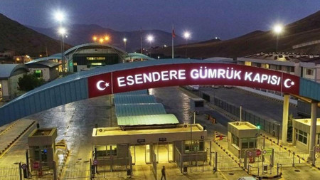 Esendere Gümrük Kapısı'nda görevli memura saldırı! Bakanlıktan açıklama geldi