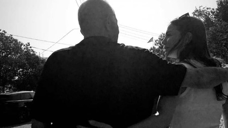 Babasıyla buzları eriten Demet Özdemir’den bayramda duygusal paylaşım: Bana Ellerini Ver