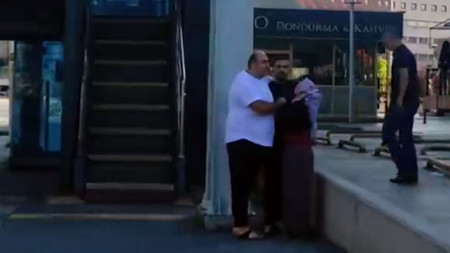 Ankara'da ikinci Marmaray vakası! Kaza sonrası çocuklarının yanında darbedildi. Yüzü kan içinde kaldı