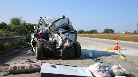 Hatay'da feci kaza! 4 araç birbirine girdi; ölü ve yaralılar var