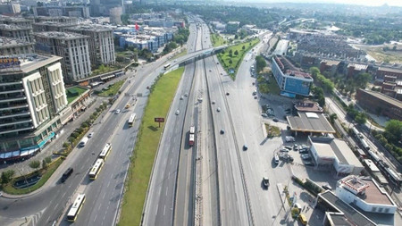 İstanbul sessizliğe büründü! Kurban Bayramı'nın ikinci gününde yollar boş kaldı