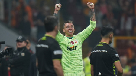 Fernando Muslera, İstanbul'dan ayrıldı. Galatasaray taraftarlarına duygulu mesaj
