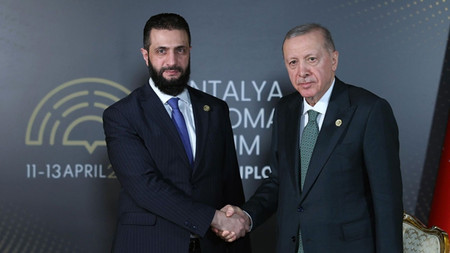 Cumhurbaşkanı Erdoğan'dan İsrail - İran savaşına ilişkin kritik açıklama: Gelişmelerin Suriye’yi de içine almasına izin verilmeyecek
