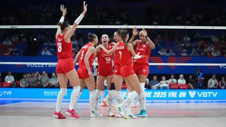 A Milli Kadın Voleybol Takımı Dominik Cumhuriyeti'ni 3-0 yendi