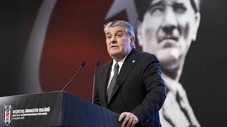 Beşiktaş'ta kritik gün! Olağanüstü genel kurul toplantısı başladı. Serdal Adalı'dan iddialı açıklamalar