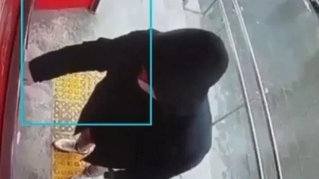 ATM'lerin önünde tuzak kuruyorlar! İki kişi yakalandı