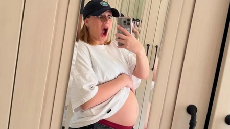 Ünlü oyuncu Gizem Karaca anne oldu! Kızlarının ismi belli oldu