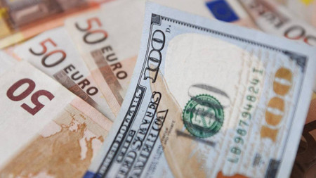 Dolar ve euro yükselişini sürdürüyor! Kritik sınır aşıldı. İşte 10 Temmuz Perşembe günü güncel döviz kuru fiyatları...