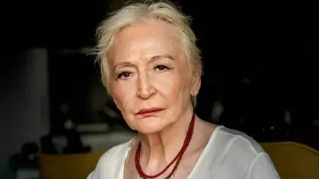 Türk edebiyatının usta  ismi Pınar Kür hayatını kaybetti