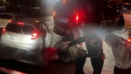 Ankara'da maganda dehşeti! Araca baltayla saldırdı. Ehliyetine el kondu
