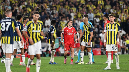 Fenerbahçe'nin Benfica maçı kamp kadrosu belli oldu