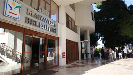 Eski Manavgat Belediye Başkanı gözaltına alındı