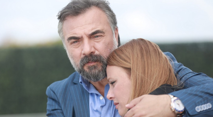 Oktay Kaynarca'dan flaş Naz Elmas açıklaması! Rol arkadaşının düğününe neden katılmadı?