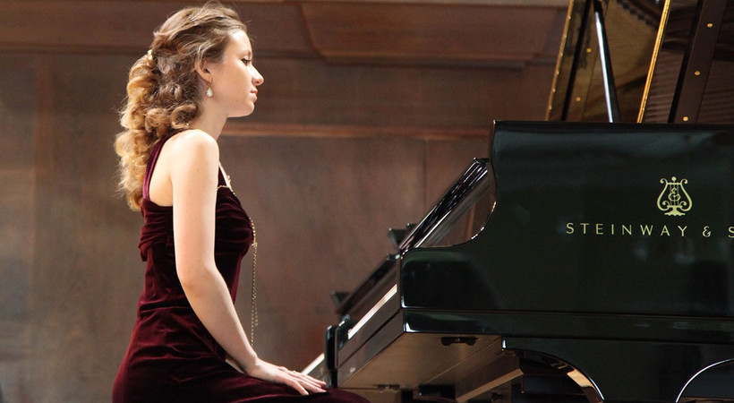 Rus piyanist Elina Valiyeva dairesinde ölü bulundu