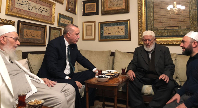 Cumhurbaşkanı Erdoğan, İsmailağa Vakfı'nı ziyaret etti
