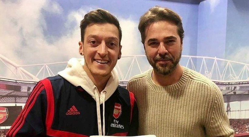 Ünlü oyuncudan Mesut Özil'e iadeiziyaret
