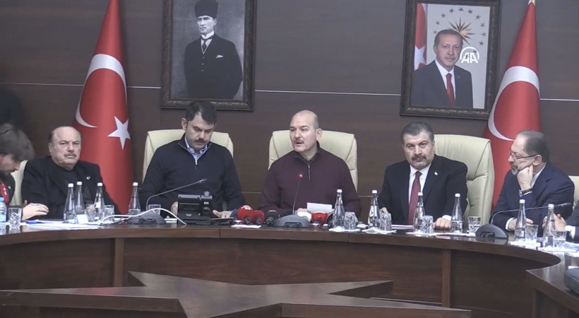 Bakanlar Elazığ depremi için konuştu