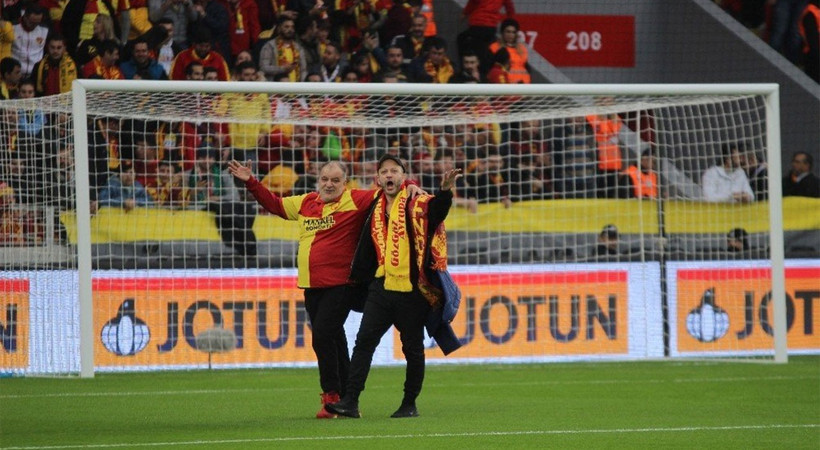 Çukur'un Aliço'su Rıza Kocaoğlu'ndan üçlü