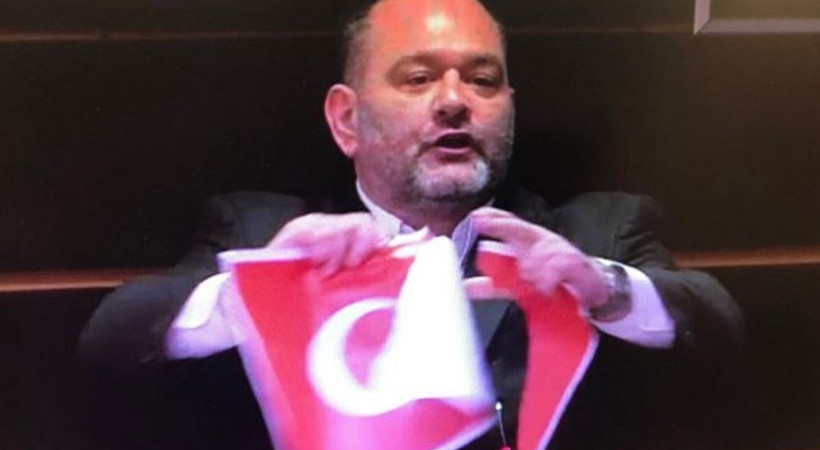 Yunan milletvekilinden skandal!