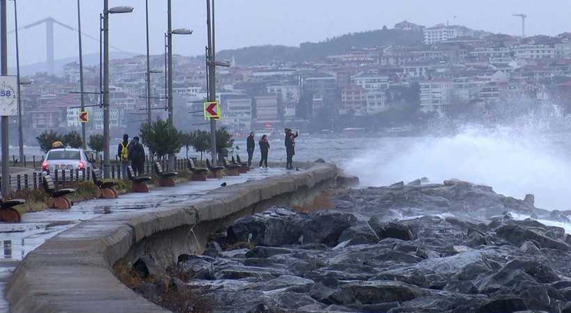 İstanbul Valiliği'nden fırtına uyarısı