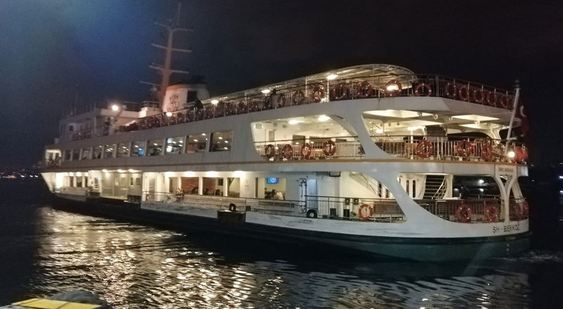 Denizde gece yolculuğu başladı! İşte vapur saatleri