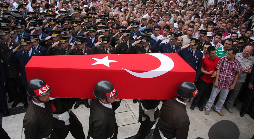 İdlib'de 2 asker şehit oldu, 6 asker yaralandı