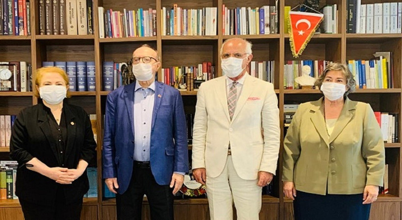 Gazetecilerden İstanbul Barosu'na ziyaret