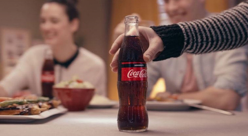 Coca Cola reklamlarını durduruyor