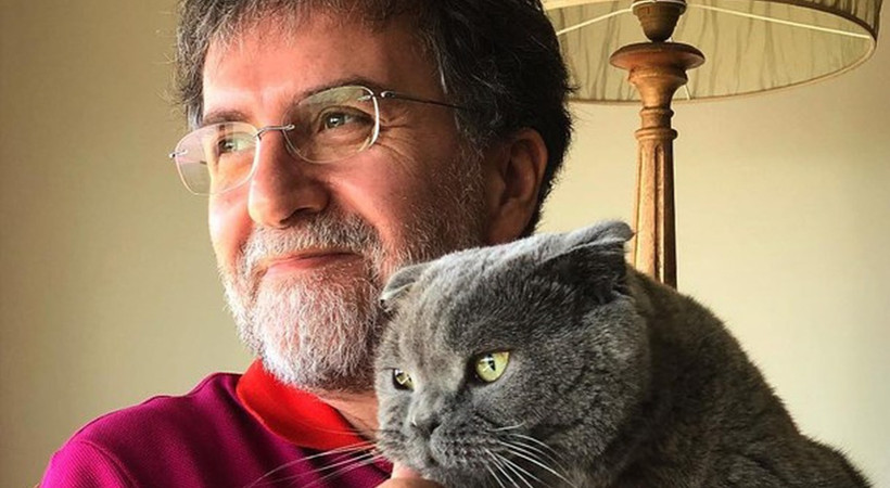 Ahmet Hakan&#39;ın kedisi hangi kitaba konuk oldu?