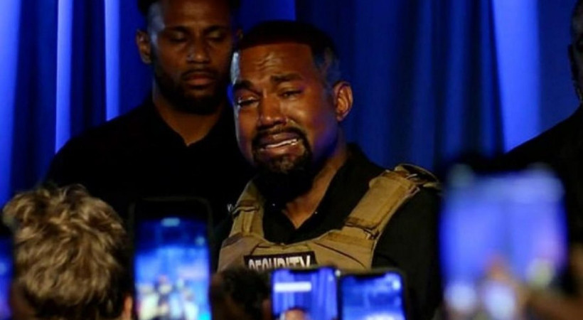 Başkanlığa oynayan Kanye West ilk mitinginde gözyaşlarına boğuldu: Neredeyse kızımı öldürüyordum