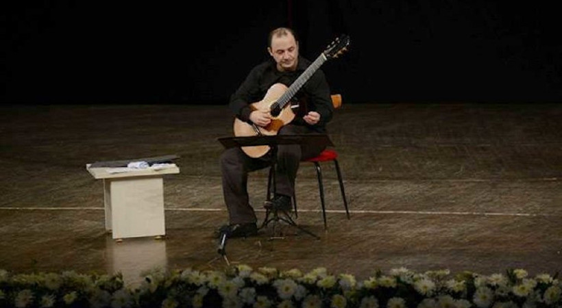 Gitar sanatçısının şok intiharı!