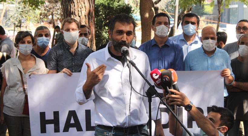 Saldırıya uğrayan Barış Atay’dan ilk açıklama: İktidarı rahatsız etmeye devam edeceğiz