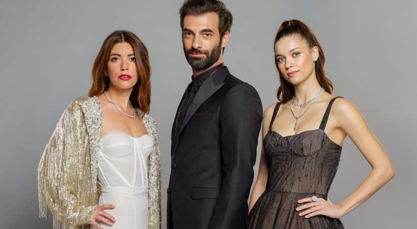 Yeni sezon tarihi belli oldu! FOX'tan Öğretmen dizisiyle ilgili flaş karar!