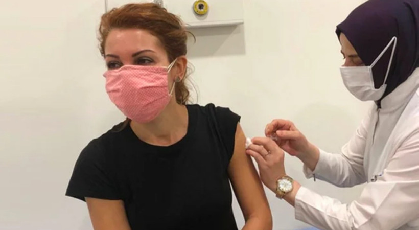 Nagehan Alçı'dan aşı tepkisi!