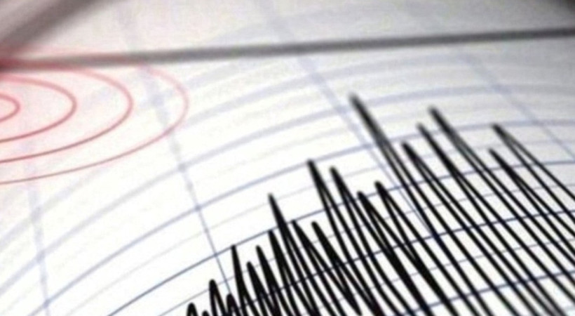 İzmir açıklarında korkutan deprem!