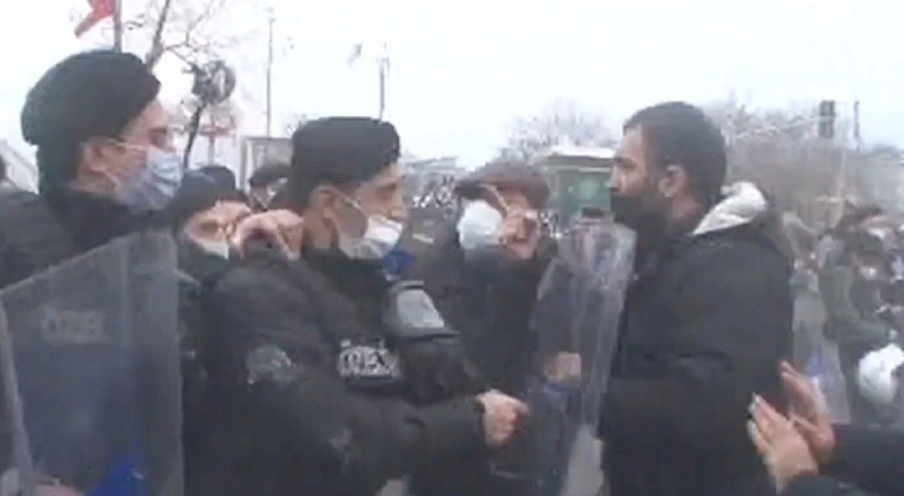 Halk TV muhabirlerine saldırıya tepki!