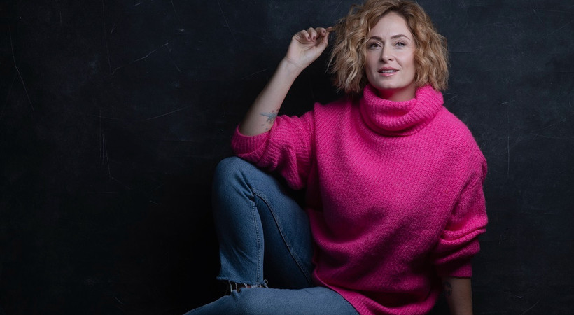 Ceyda Düvenci 3 yıl sonra dizi setlerine döndü