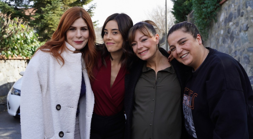 Sadakatsiz dizisinin ‘Derya’sı Özge Özder’den kısa bir mola!