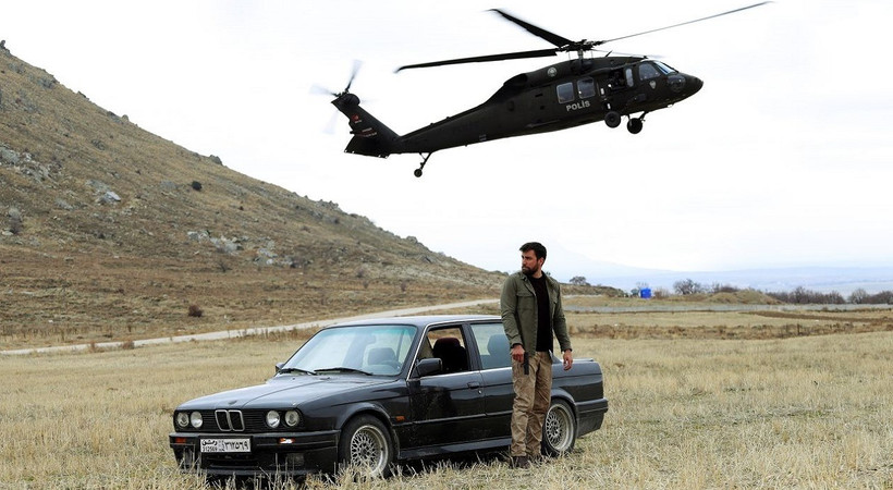 Yeni dizi Teşkilat'ın afişi yayınlandı