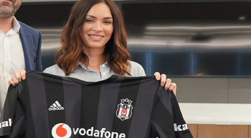 Dünyaca ünlü aktristen Beşiktaş formasıyla poz
