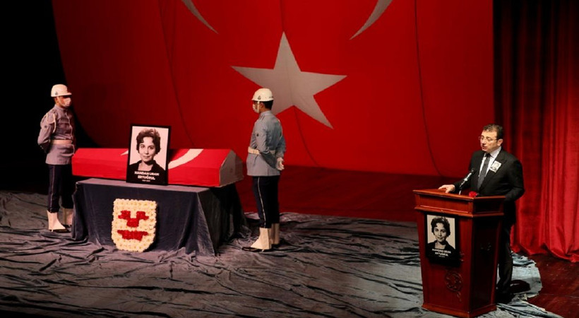 Usta sanatçı son yolculuğuna uğurlandı